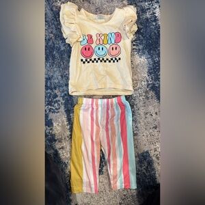 4 sets boutique outfits!!